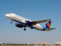 מטוס ישראייר / צילום: מוני שפיר