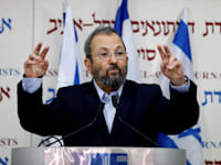 אהוד ברק / צילום: Reuters, Corinna Kern