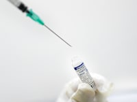 ספוטניק V, החיסון הרוסי נגד נגיף הקורונה / צילום: Associated Press, Matias Delacroix