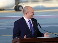 נפתלי בנט נואם בנתב"ג / צילום: יוסי זמיר