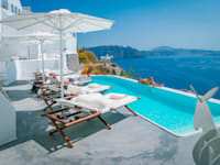 מלון ביוון. מה המשמעות של דירוג הכוכבים במלונות? / צילום: Shutterstock