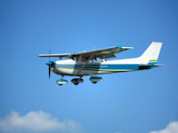 מטוס מדגם ססנה 172 / צילום: Shutterstock, berczy04