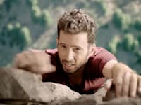 עידו רוזנבלום בקמפיין נביעות / צילום: צילום מסך