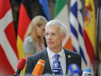 ראש הממשלה הלטבי ארטורס קרישיאניס קרינש / צילום: Reuters, Nicolas Economou