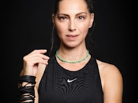 אורלי שמש, רקדנית ומדריכת ריקודי עם / צילום: שלומי יוסף