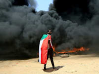 הפגנות נגד השתלטות הצבא בסודאן / צילום: Reuters, MOHAMED NURELDIN ABDALLAH