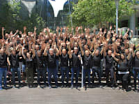 צוות עובדי סלנו ברעננה / צילום: אסנת קרסננסקי