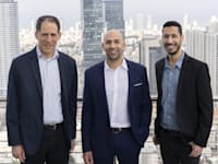מייסדי TriEye. משמאל: פרופ' אוריאל לוי, אבי בקל ועומר קאפח / צילום: יח''צ