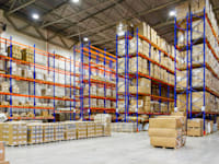 מחסנים ולוגיסטיקה / אילוסטרציה: Shutterstock, Roman Vyshnikov