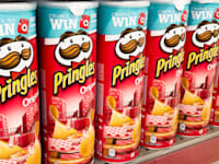 פרינגלס. יתייקרו ב-7.8% / צילום: Shutterstock, Aida Servi