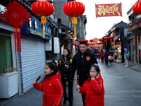 סין. מדיניות הילד האחד שהייתה נהוגה בעבר הובילה לשינוי דמוגרפי עצום / צילום: Reuters, Xinhua