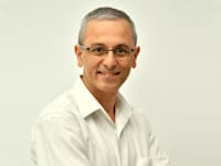 אודי מקסימוב, הבעלים של ''ביוגרפיה קטנה'' / צילום: שילה אראלי