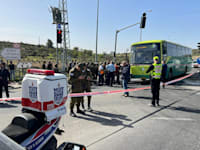 הפיגוע סמוך לנווה דניאל. למדינת ישראל אין כל עניין להגביר את המתח ולהפוך את הפיגועים הקשים לעילה לפעולה צבאית / צילום: דוברות זק''א