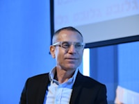 מנהל רשות המסים, ערן יעקב / צילום: איל יצהר