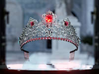 הכתר הווירטואלי של דולצ'ה וגבאנה / צילום: מתוך אתר החברה, באדיבות פקטורי 54