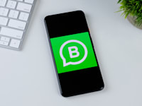 מערכת bmby fly. מגוון פיצ'רים לקשר ישיר עם הלקוח / צילום: bmby