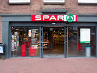 חנות של רשת Spar / צילום: Shutterstock