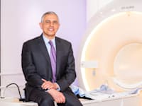 ד''ר עלי רזאי, מרכז רוקפלר לנוירוכירורגיה / צילום: יוסי כהן