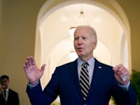 ביידן, השבוע, חוגג את נצחונו. ניצח את טראמפ בנשקו-הוא / צילום: Associated Press, Alex Brandon