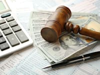 העלמת מס / אילוסטרציה: Shutterstock