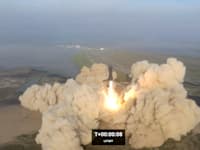 חללית ספייס X אחרי השיגור ולפני הפיצוץ / צילום: Reuters, SpaceX/Handout