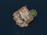 אסדת גז בים הטריטוריאלי של קפריסין / צילום: Reuters, Danil Shamkin