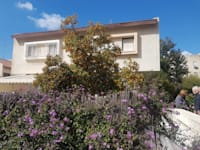 הקוטג’ ברחוב יהואש, רחובות / צילום: גלי אפל קסטל