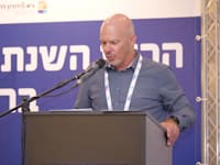 צחי כץ בכנס מהנדסי הערים באילת / צילום: אודי פורטל