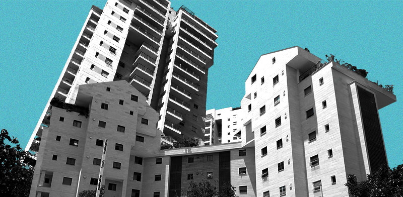 מה אפשר לקנות ב־4.5 מיליון שקל באזור השרון / עיצוב: טלי בוגדנובסקי