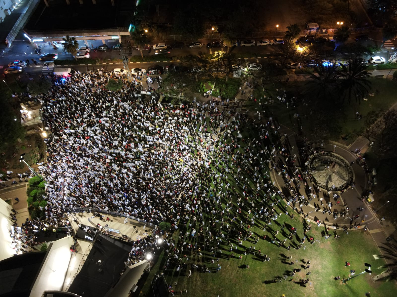 הוד השרון, הערב / צילום: אבישי רייזנר