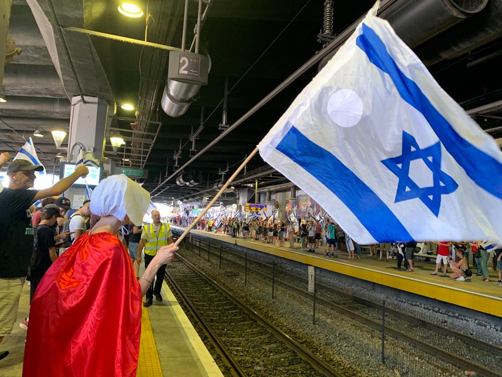 תחנת רכבת השלום / צילום: תמונה פרטית