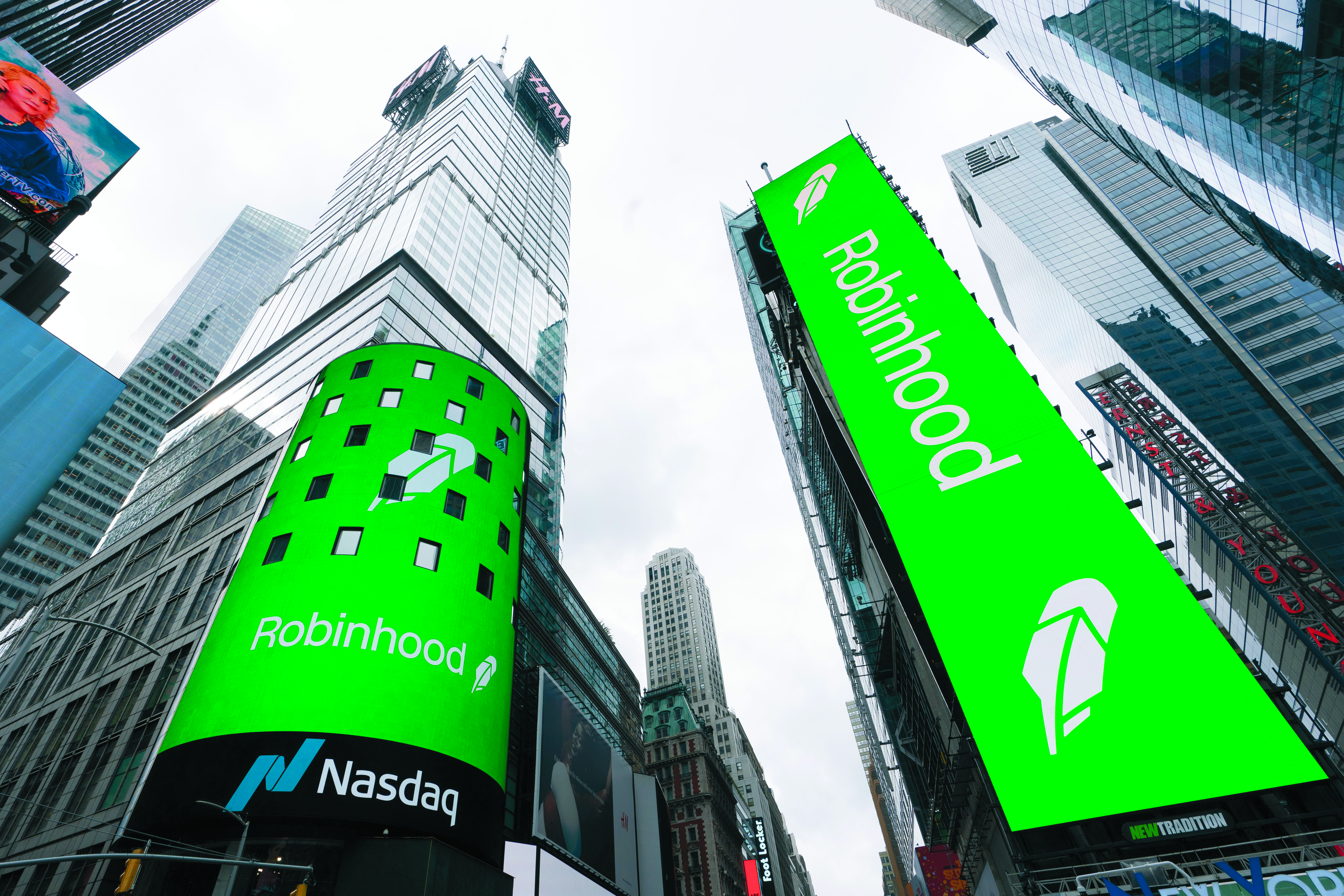 הנפקת רובינהוד בנאסד''ק / צילום: ap, Mark Lennihan הנפקת רובינהוד בנאסד''ק / צילום: ap, Mark Lennihan