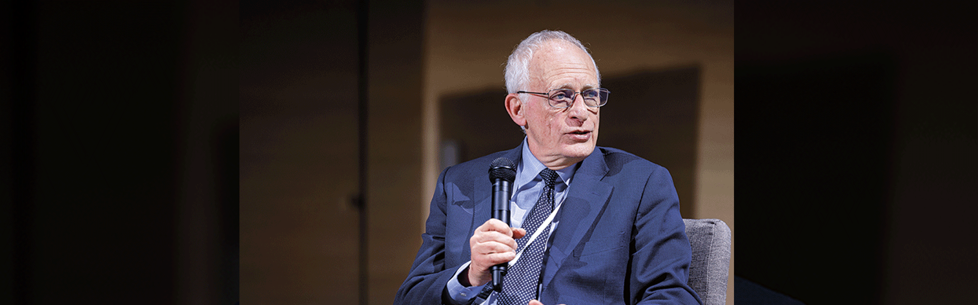 פרופ' אוליבר הארט / צילום: אלון גלבוע