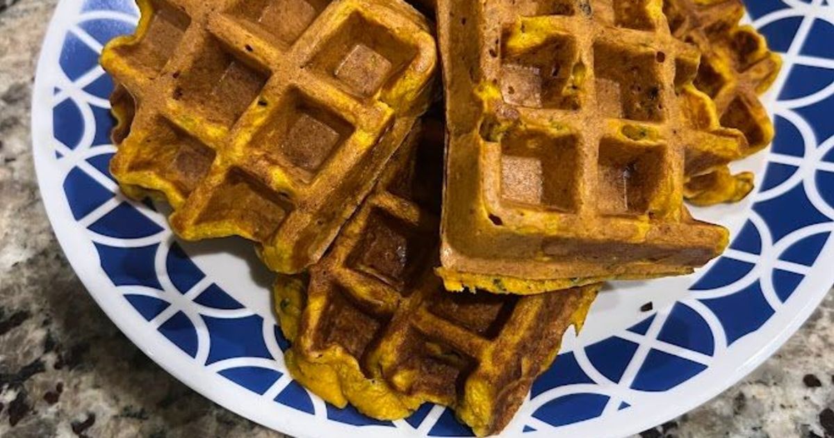 Butternut Bacon Sage Waffles | Simply Flavorful