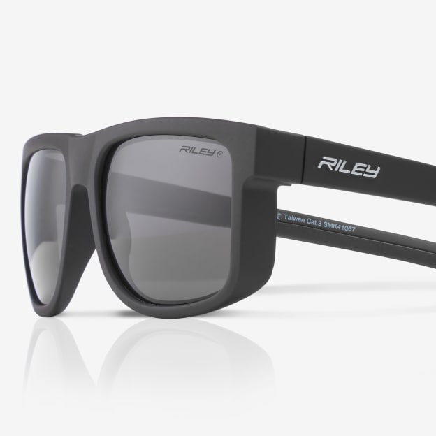 Riley Navigator Sunglasses Dark Grey main product image