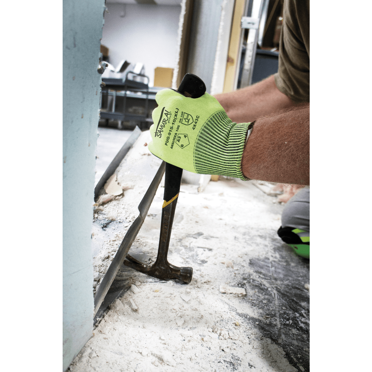 FrogWear™ Knee Protection High-Visibility, Brass-Riveted, PE Hard Cap, Non-Marring Knee Pads - KP401