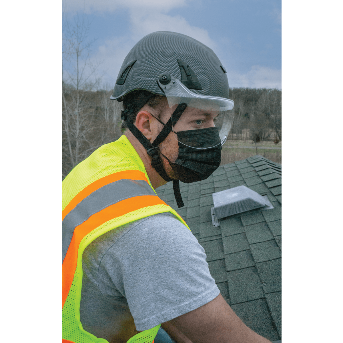 FrogWear™ Lightweight, Black, Disposable, Polypropylene, FDA Food Contact Compliant Face Mask - NW-M2