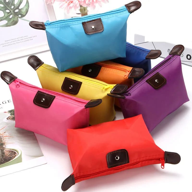 Portable Small Cosmetic Case with Zipper Makeup Organizer Waterproof Nylon Toiletry Pouch Mini Cosmetic Bags for Beauty Travel