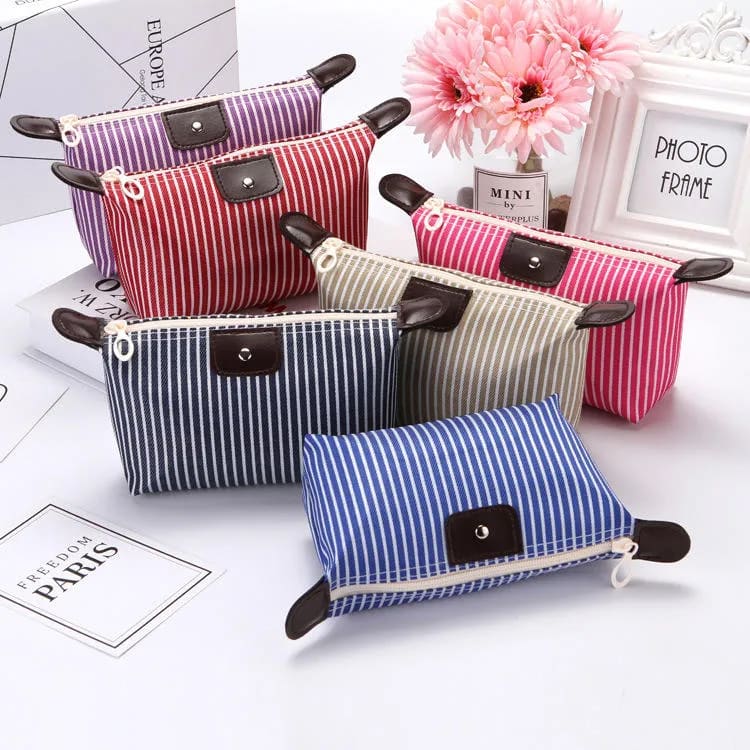 Portable Large Capacity Striped Cosmetic Bag for Women Girls Travel Beauty Cosmetic Bag with Zipper Fashion Cosmetic Bag Pouch Foldable Storage Bag