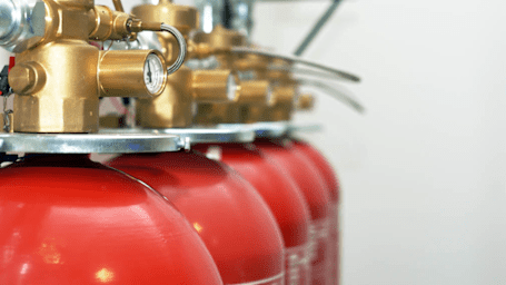 Sécurité incendie : utilisation d’extincteurs (Fire Extinguisher Safety French)