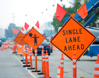 Seguridad en la zona de trabajo (US) (Work Zone Safety US Spanish)