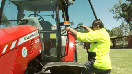 Outdoor Worker Safety - Getting In and Out of Vehicles