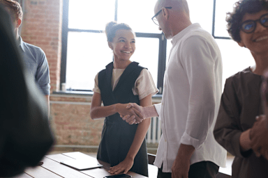 Passer de collègue à patron (Going From Coworker to Boss) [French-Canadian]