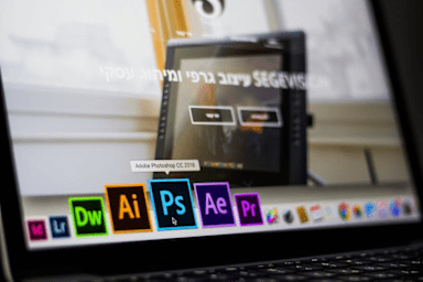 Adobe Photoshop CC 2015: Layers and Type