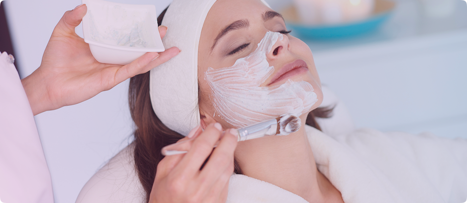 Facial cleansing with a gold mask