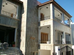 Niriedes Apartments,