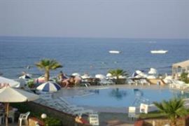 La Playa Beach Hotel 