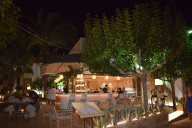 Mango's Bar