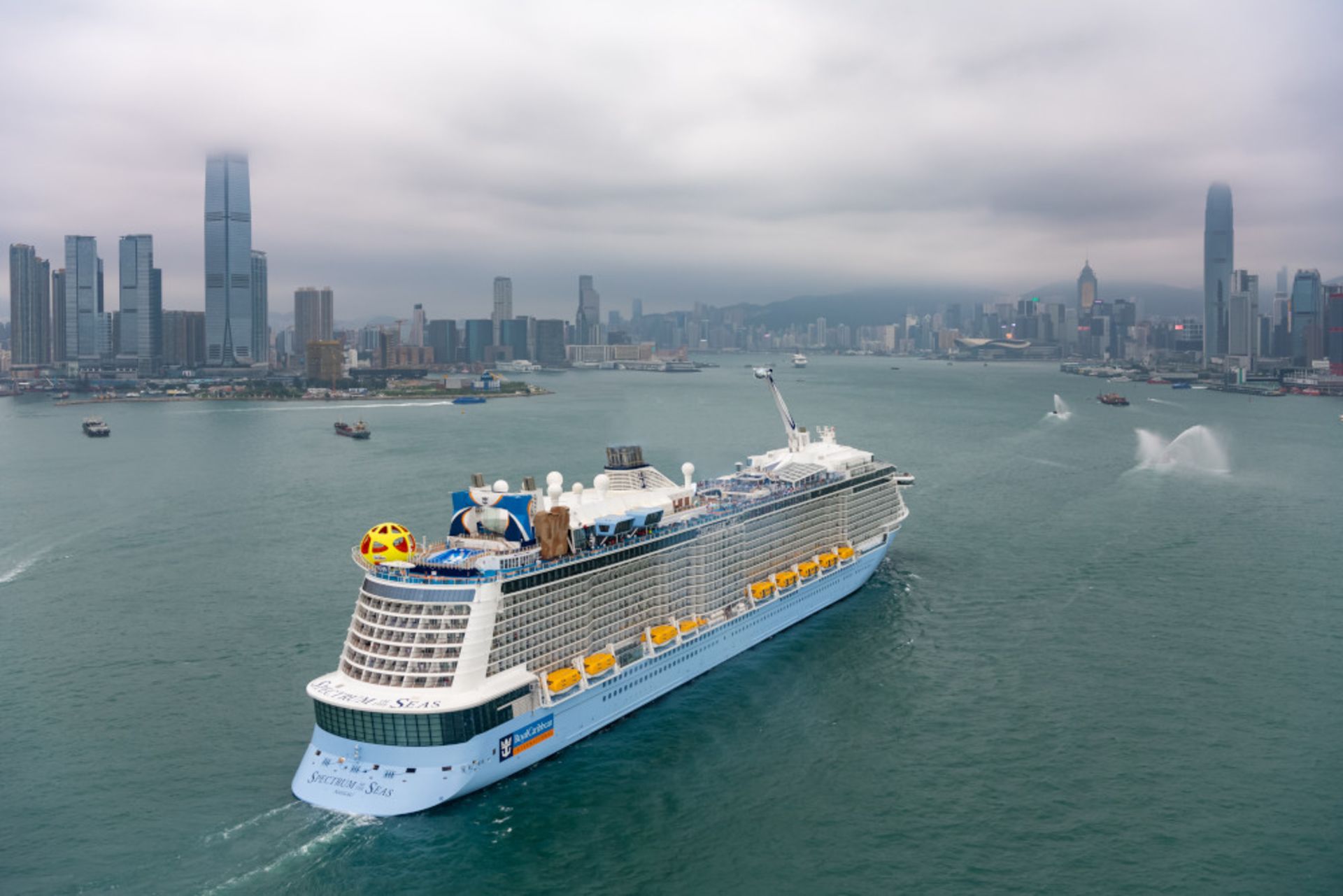 Royal Caribbean International verkündet stolz: "Wir sind zurück in China!"