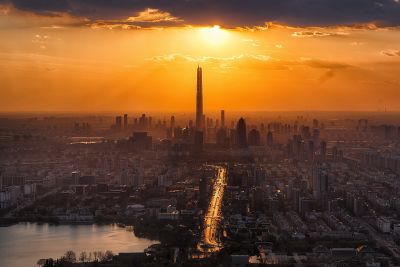 Exotisches Asien trifft auf Alaskas Naturwunder